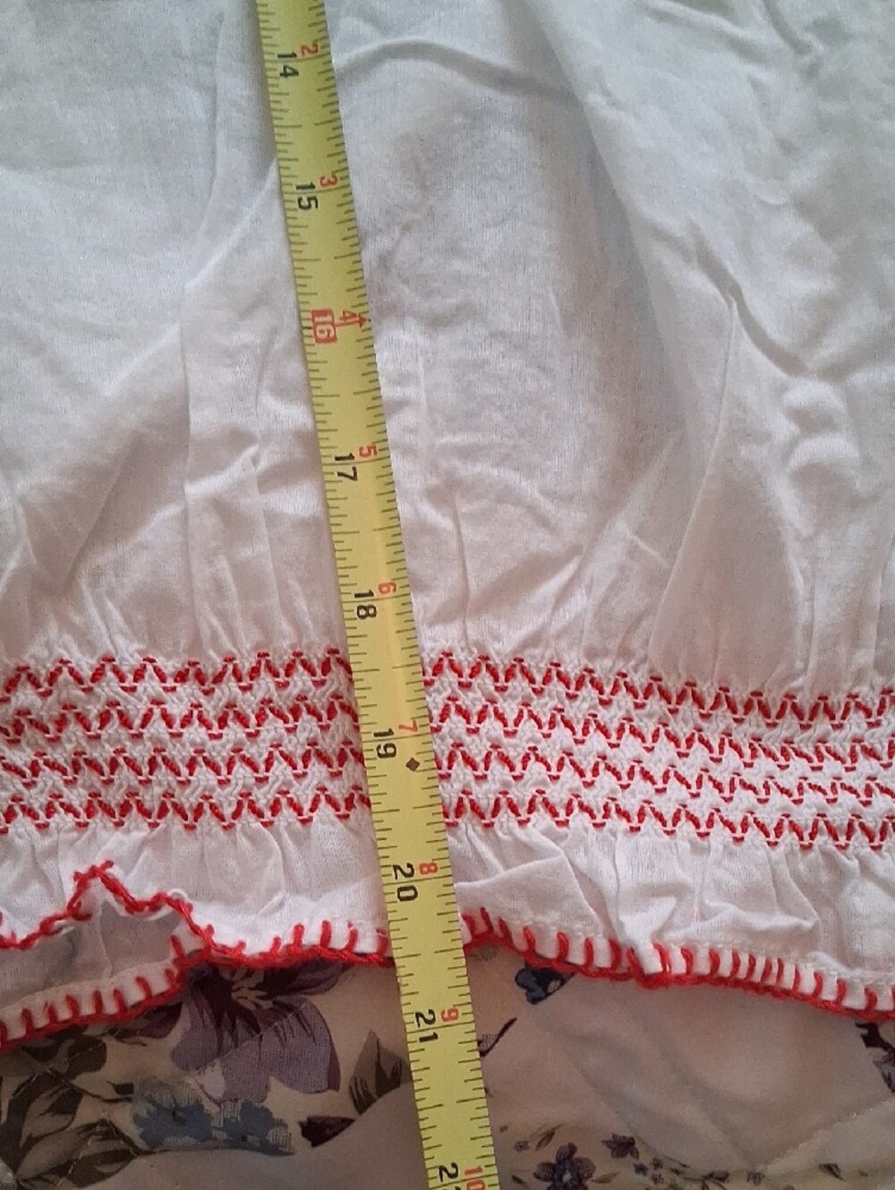 Tommy Hilfiger White Peasant Blouse with Red Embroidery. Size XL - Picture 12 of 13